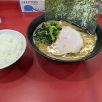 ラーメン 杉田家 - 