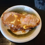 まさ竜 - ソースの色は薄め。おそらくすり胡麻の影響だと思います