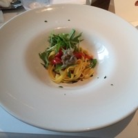 IL PINOLO 梅田 - お誕生日に家族会。
                コースで注文しましたが、このしらすのペペロンチーノが秀逸。他も美味しくいただきました！
