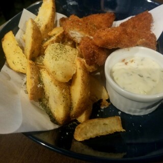 スポーツバー マゼラン_0