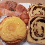 ポンパドウル - 料理写真:モンブラン、塩パンパニーニ、紅茶レーズン