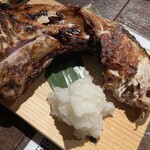 地酒と道産食材 一笑 - ブリカマ焼