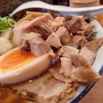 ケンチャンラーメン - 細切れチャーシュー