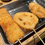 菜蓮 - 息子の串カツ(豚バラ,蓮根,ホタテ)