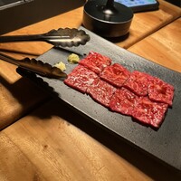 カルネジーオ イースト - 