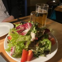 カルネジーオ イースト - 