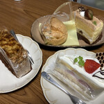 ル　ハルミツ - 料理写真:各種ケーキ①