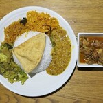 SURAMINA INTERNATIONAL - 料理写真: