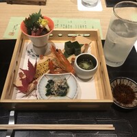 個室和食 肉割烹 吟次郎 品川駅前店 - 