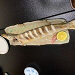 鮨よし - 30cm越えの大きさ‼️太っているかますの塩焼き