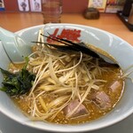 ラーメン山岡家 - 特製味噌ネギラーメン