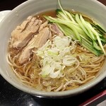 そば処 三津屋  - 冷やし肉そば