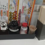 長浜ラーメン 一心亭 - 卓上