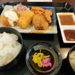 本格手作り洋食家 紀しん - ミックスフライ1100円