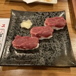 馬酒喝采 Umaya - 特選桜肉の握り寿司