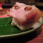 池袋 はなれ - 豚肉＆マッシュポテト＠ズームアップ