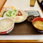 Sukiya - 自社製ベーコンエッグ朝食
