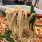 元祖ニュータンタンメン本舗 - 麺のリフトアップ