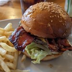 ムースヒルズバーガー - 