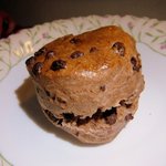 パン家アストレア - 【2013.11.9】チョコチップスコーン(120円)