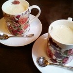 蜜蜂 - ホット豆乳400円