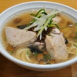 ラーメン 坊也哲 - 近め