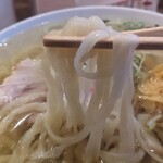 しょうがラーメン 七の庫 - 生姜ラーメン　麺リフト