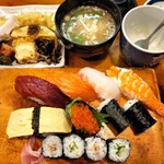 Hokake Sushi - ランチ（茶碗蒸しは空です。次の写真参照）
