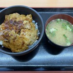 輪厚パーキングエリア（下り線）スナックコーナー  - 料理写真:豚丼