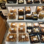 暖龍 餃子房 - ショーケース