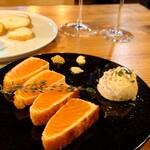 創作ダイニング たべものであそんではいけません - サーモンのレアカツ仕立て1480円