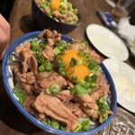 ビレッジ - 〆のセセリ生姜焼き丼！！！！旦那の3倍量！！！なのに旦那の分まで食ったった。うんまいよおおおお