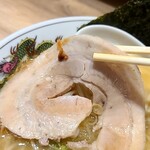 麺庵 利休 - 柔らかチャーリフ