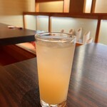 さかな料理と寿し 侍 - 乾杯はシークワーサー酎ハイ