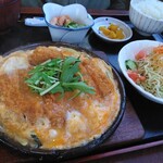 かざぐるま - かつ煮定食