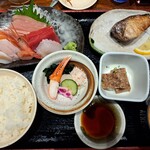 Sashimiya - 刺身屋定食