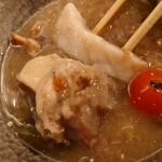 クッチーナ - ブラックオリーブの味わいの締り感
      胃袋のクニュクニュ感
      アクアパッツァのスープにも複雑な美味しさがあって
      これも面白い味わいだよねえ♪