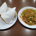 ナンハウス - ナンロールと焼きそば