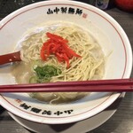 やまなか製麺所 - 替え玉追加で紅生姜イン