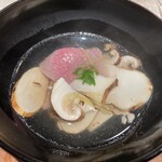 Beef Atelier うしのみや東京 - 友三角と松茸のしゃぶしゅぶ