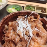 北新地 肉料理 名門 - 
