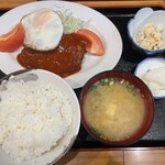 San'Iwa Shokudou - ハンバーグ定食