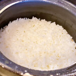 とんかつ 神楽坂 さくら - ごはんは窯焚きで提供