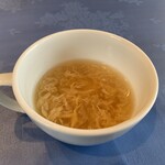 洋食屋 林檎亭 - 卵とコーンの中華風スープ