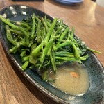 アガリコ 新宿 オリエンタルビストロ - 空心菜のトウチソース炒め（味薄めで）