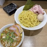 一番だしラーメン しんせん - 