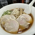 自家製麺 いづみ - 叉焼麺