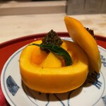 肉屋 田中 - 柿のマリネ(キャビア添え)