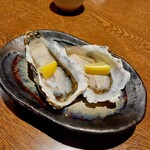 なみすけ - 生牡蠣 1個250円