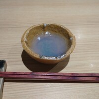 鮨やすぞう。 - まずはしじみ汁から